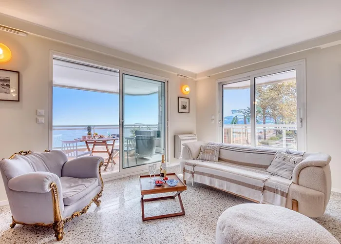 Rives D'azur - Happy * מנטון