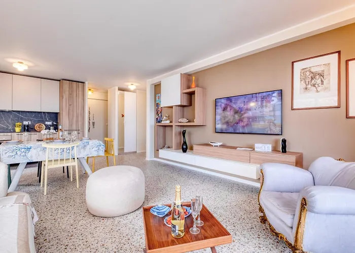 Appartamento Rives D'azur - Happy *